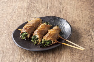 牛肉カイワレ巻き串
