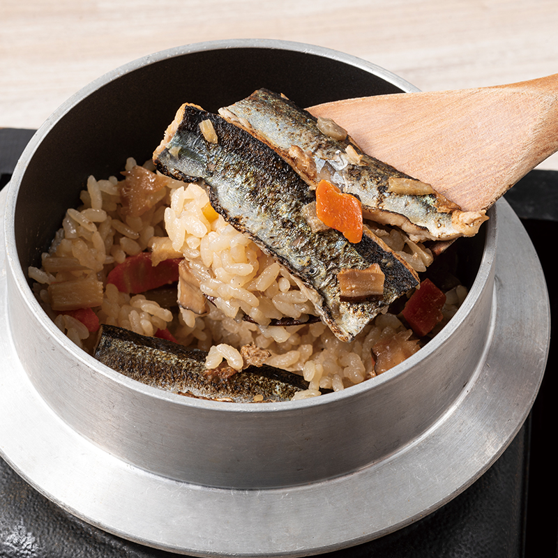 秋刀魚の釜めし