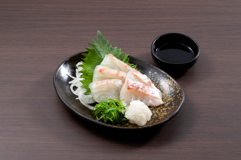 鯛の刺身画像