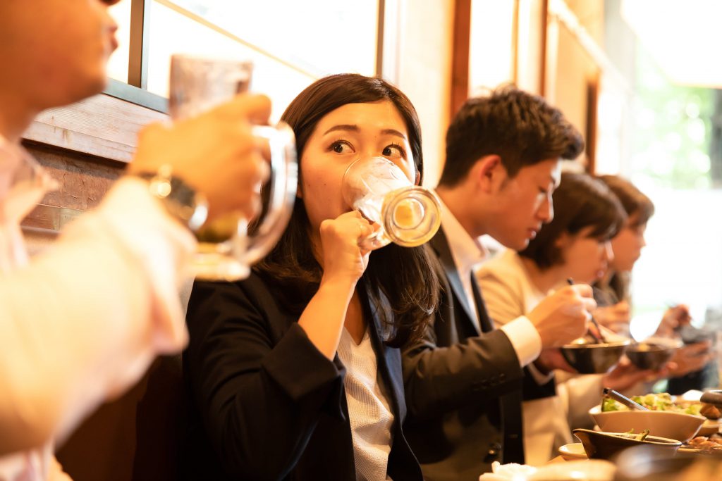 横浜の野毛エリアでビールが思いっきり飲める居酒屋とはの画像